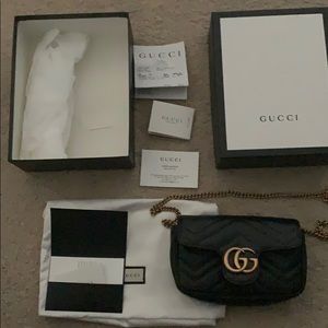 Gucci Marmont matelassé leather super mini bag